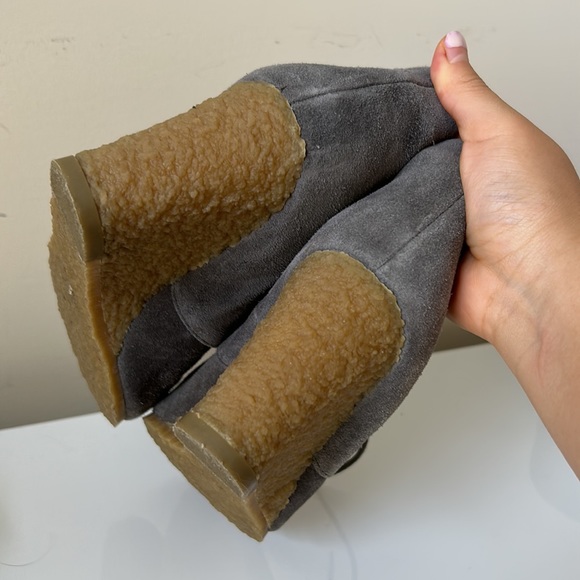 Grey suede wedges - Picture 5 of 5